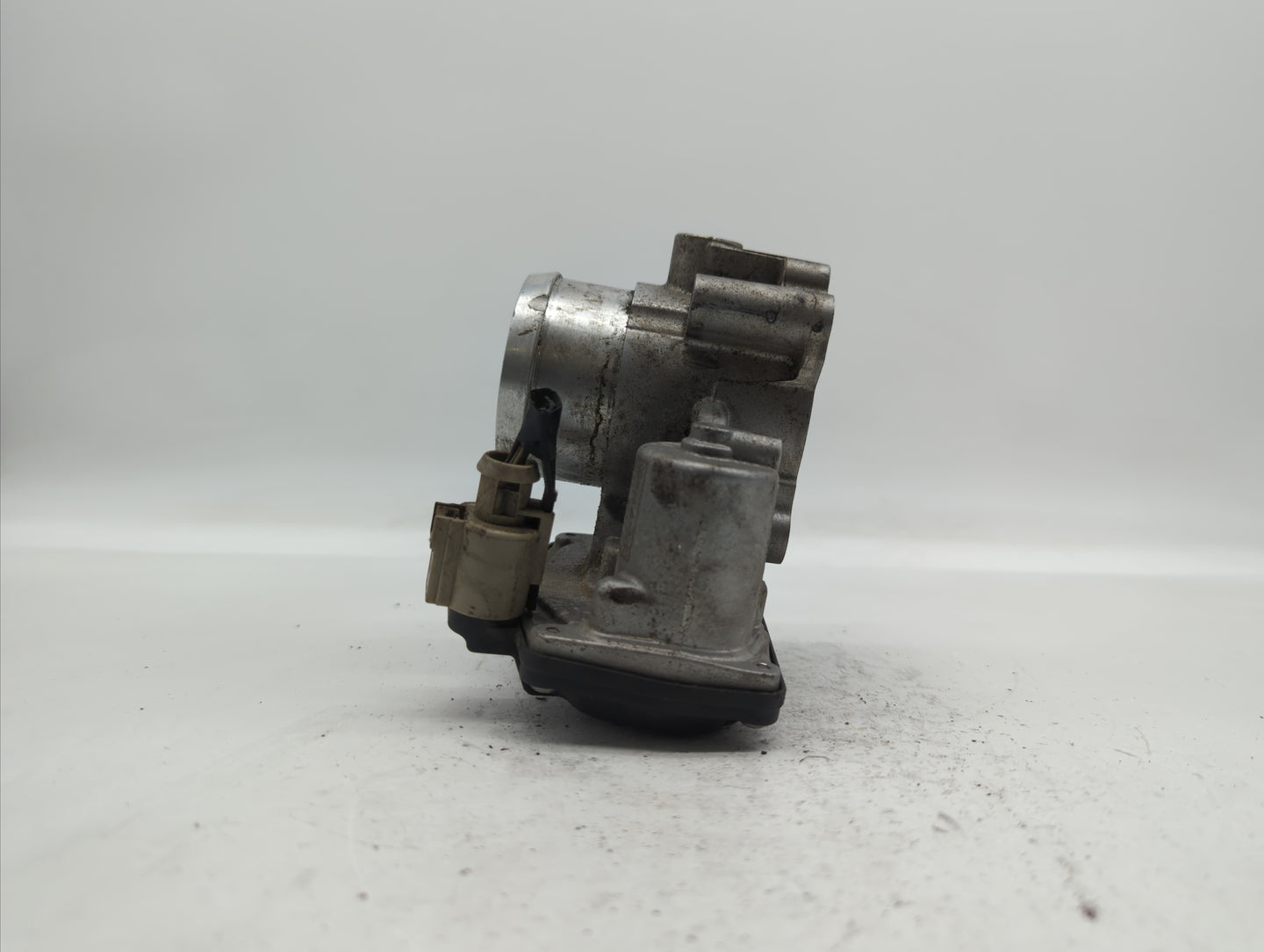 2014-2019 Ford Fusion Throttle Body P/N:DS7G-9F991-BB DS7G-9E991-BB, DS7G-9F991-CA Fits Fits 2014 2015 2016 2017 2018 2019 O