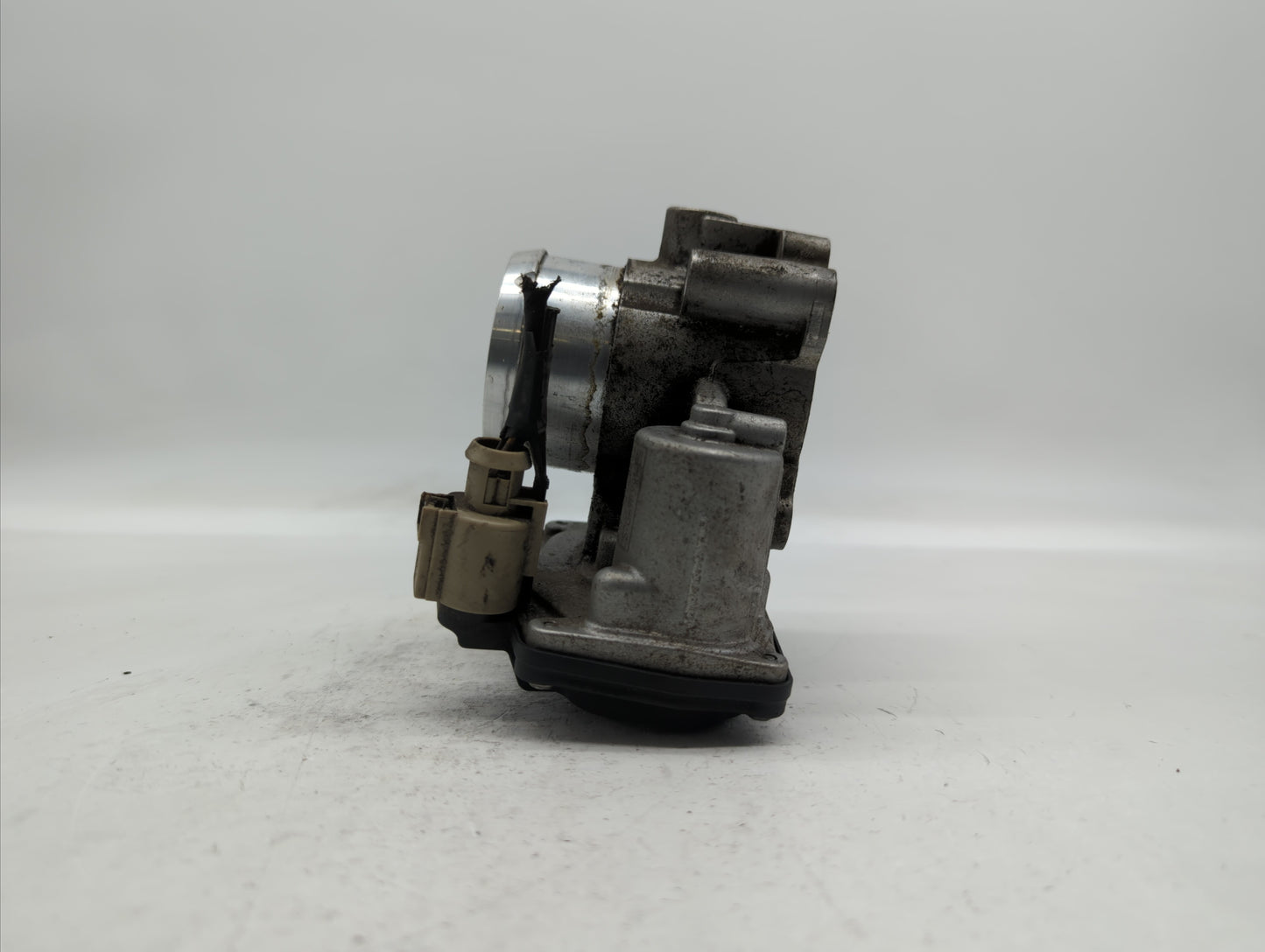 2014-2019 Ford Fusion Throttle Body P/N:DS7G-9F991-BB DS7G-9E991-BB, DS7G-9F991-CA Fits Fits 2014 2015 2016 2017 2018 2019 O