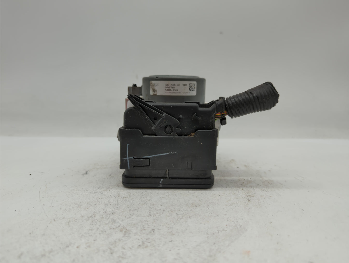 2014-2016 Ford Fusion ABS Pump Control Module Replacement P/N:DG9C-2C219-DF DG9C-2C405-DF, EG9C-2C405-AG Fits Fits 2014 2015