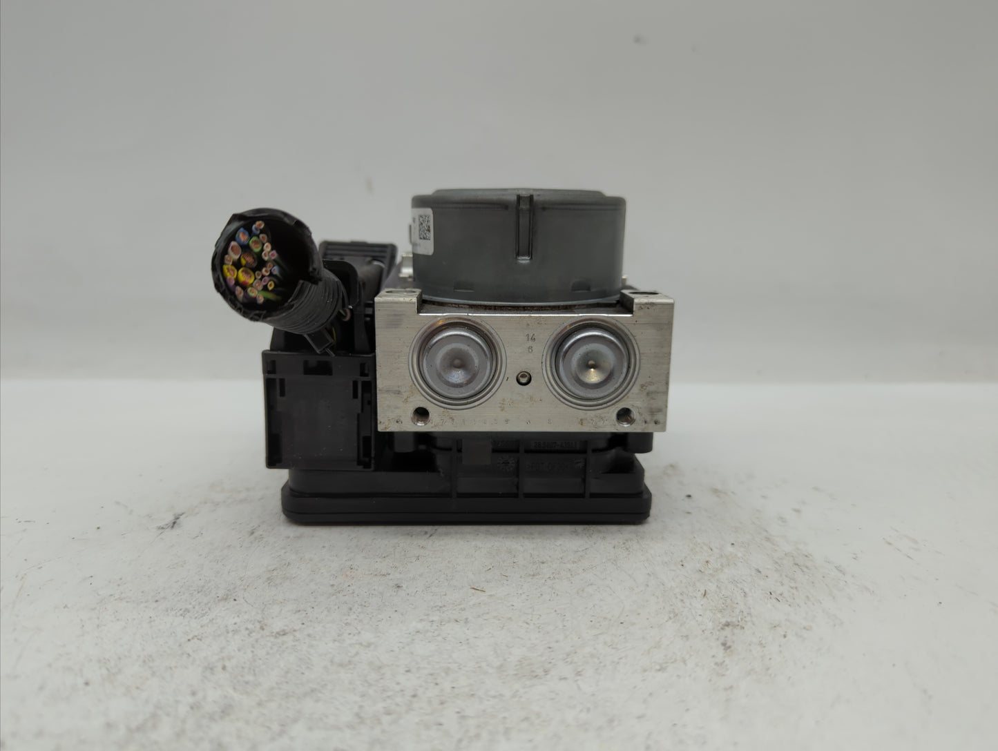 2014-2016 Ford Fusion ABS Pump Control Module Replacement P/N:DG9C-2C219-DF DG9C-2C405-DF, EG9C-2C405-AG Fits Fits 2014 2015