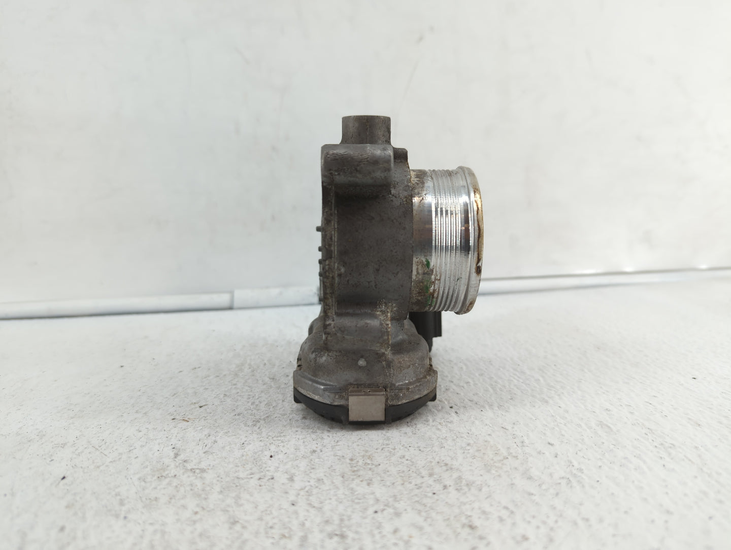2014-2019 Ford Fusion Throttle Body P/N:0 280 750 566 DS7E-9F991-BB Fits Fits 2014 2015 2016 2017 2018 2019 OEM Used Auto Pa