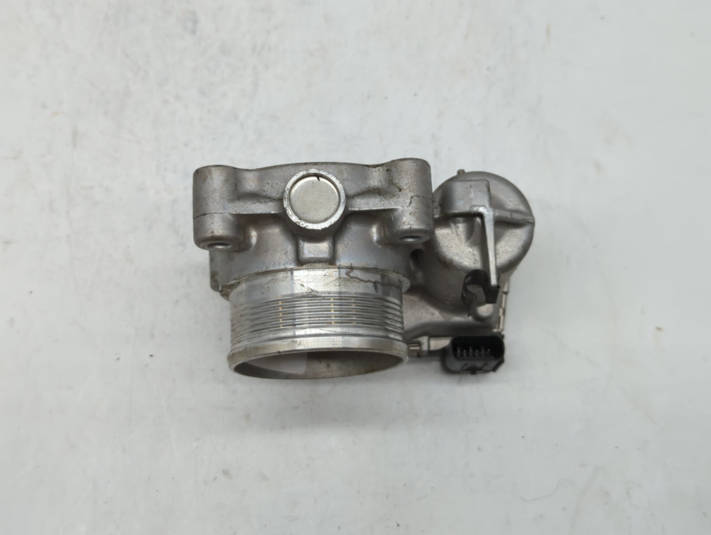 2014-2019 Ford Fusion Throttle Body P/N:0 280 750 566 DS7E-9F991-BB Fits Fits 2014 2015 2016 2017 2018 2019 OEM Used Auto Pa