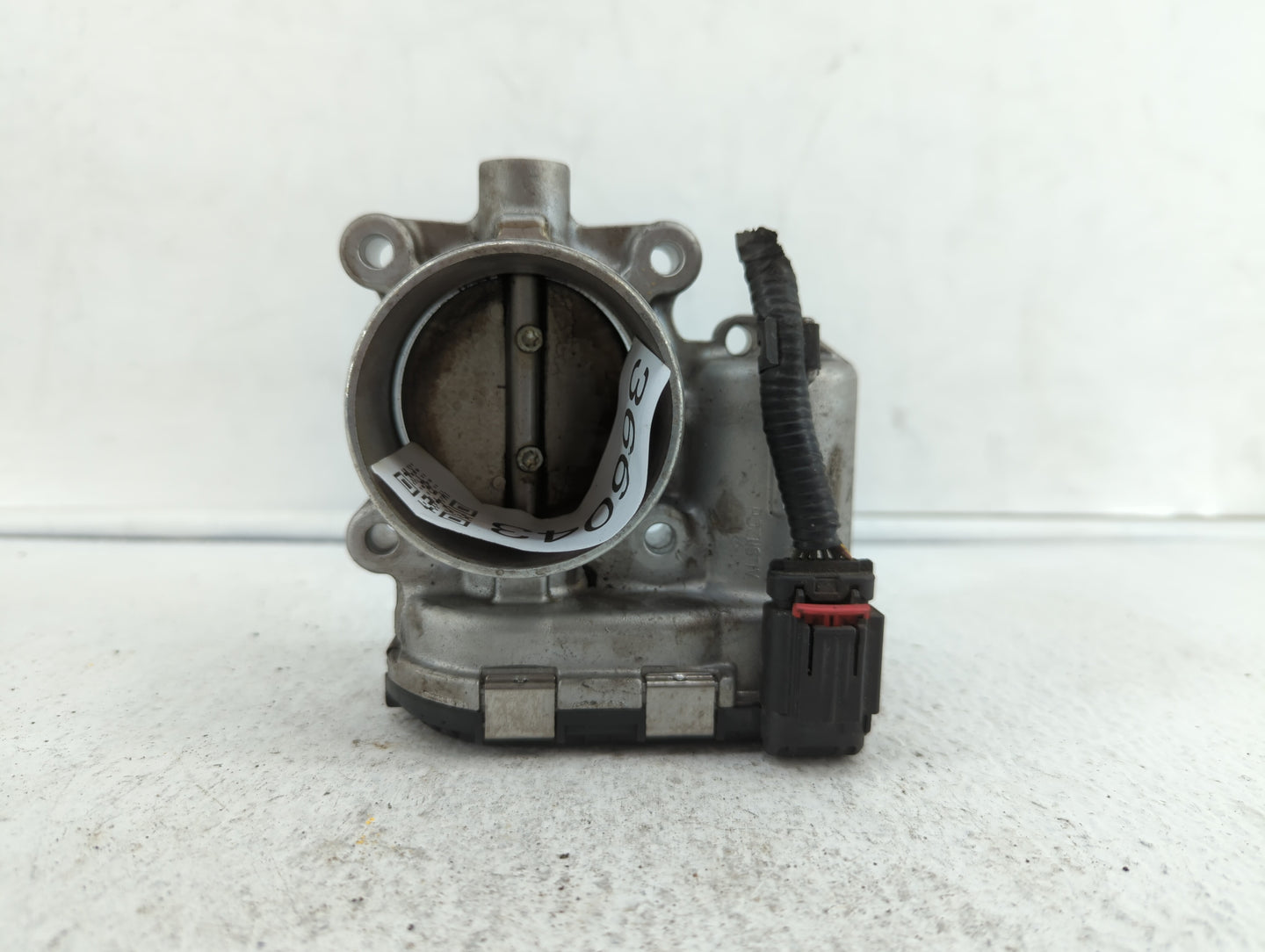 2014-2019 Ford Fusion Throttle Body P/N:0 280 750 566 DS7E-9F991-BB Fits Fits 2014 2015 2016 2017 2018 2019 OEM Used Auto Pa