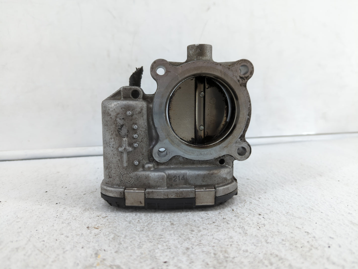 2014-2019 Ford Fusion Throttle Body P/N:0 280 750 566 DS7E-9F991-BB Fits Fits 2014 2015 2016 2017 2018 2019 OEM Used Auto Pa