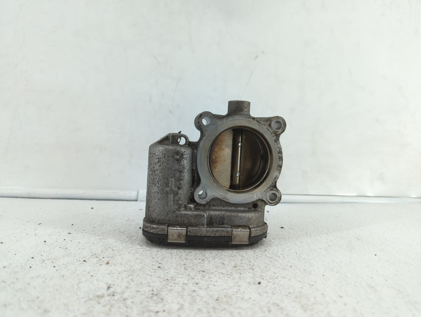 2014-2019 Ford Fusion Throttle Body P/N:0 280 750 566 DS7E-9F991-BB Fits Fits 2014 2015 2016 2017 2018 2019 OEM Used Auto Pa