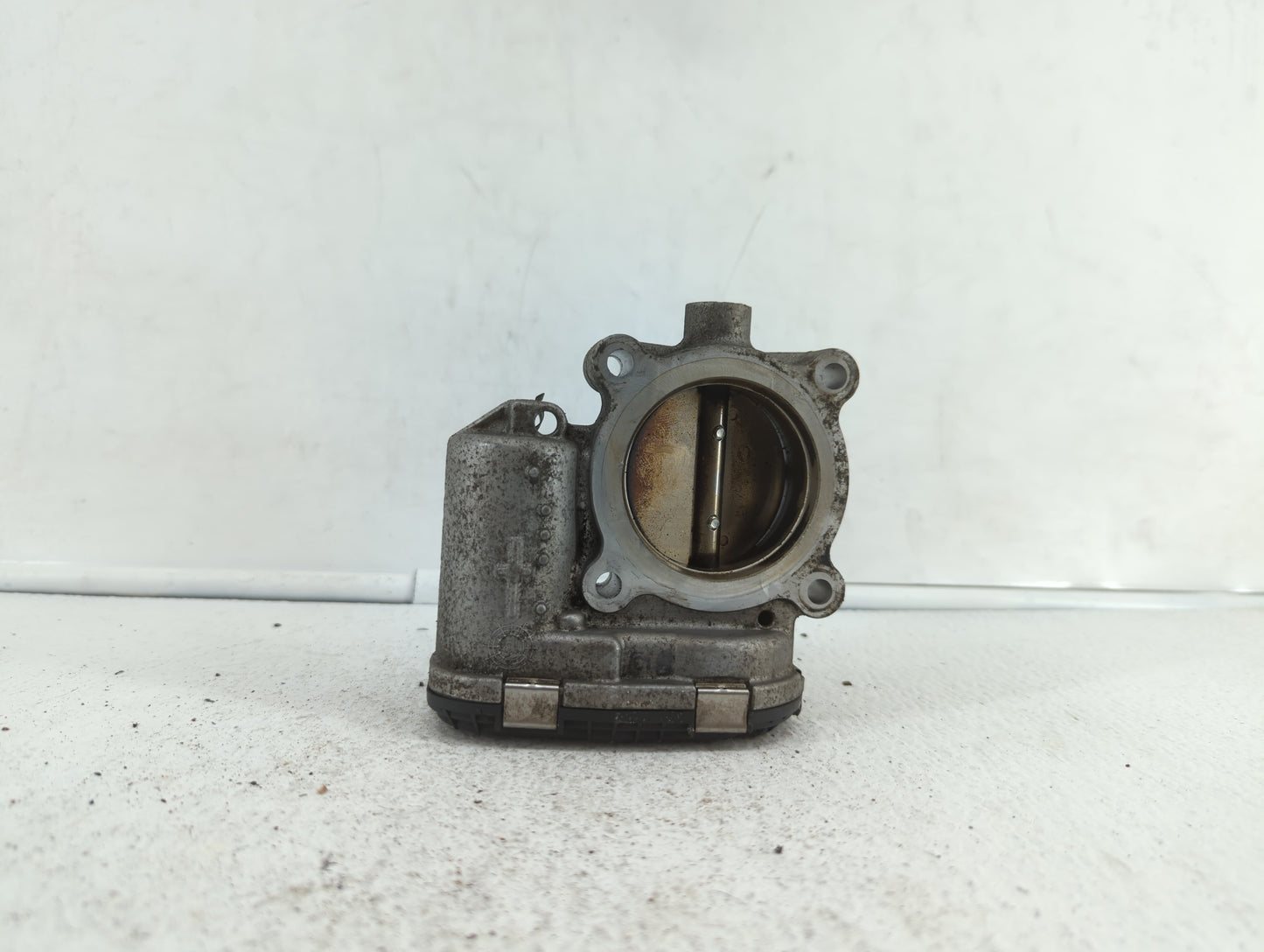 2014-2019 Ford Fusion Throttle Body P/N:0 280 750 566 DS7E-9F991-BB Fits Fits 2014 2015 2016 2017 2018 2019 OEM Used Auto Pa