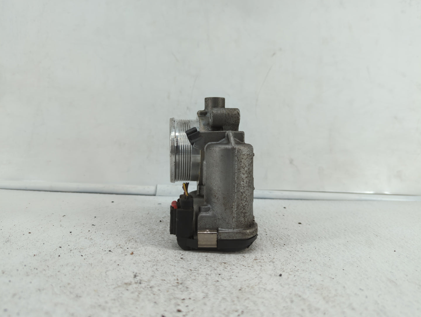 2014-2019 Ford Fusion Throttle Body P/N:0 280 750 566 DS7E-9F991-BB Fits Fits 2014 2015 2016 2017 2018 2019 OEM Used Auto Pa