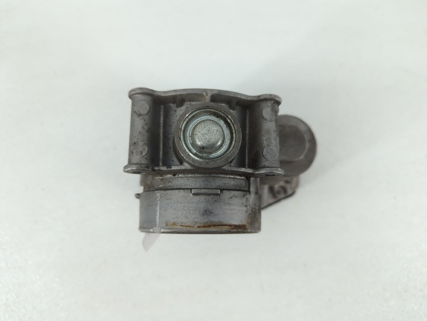 2013-2019 Ford Fusion Throttle Body P/N:DS7E-9F991-AK DS7E-9F991-AD Fits Fits 2013 2014 2015 2016 2017 2018 2019 2020 OEM Us