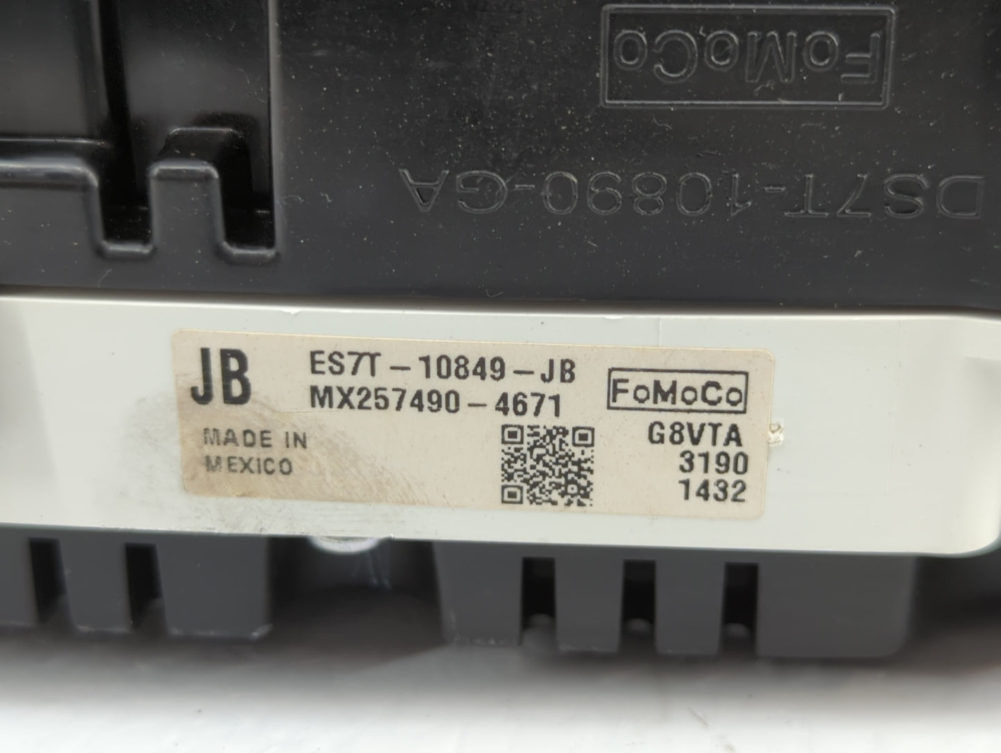 2014 Ford Fusion Instrument Cluster Speedometer Gauges P/N:ES7T-10849-JB ES7T-10849-JC, ES7T-10849-JD Fits OEM Used Auto Par