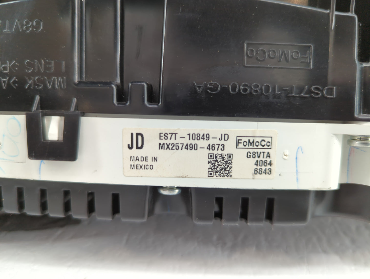 2014 Ford Fusion Instrument Cluster Speedometer Gauges P/N:ES7T-10849-JB ES7T-10849-JC, ES7T-10849-JD Fits OEM Used Auto Par