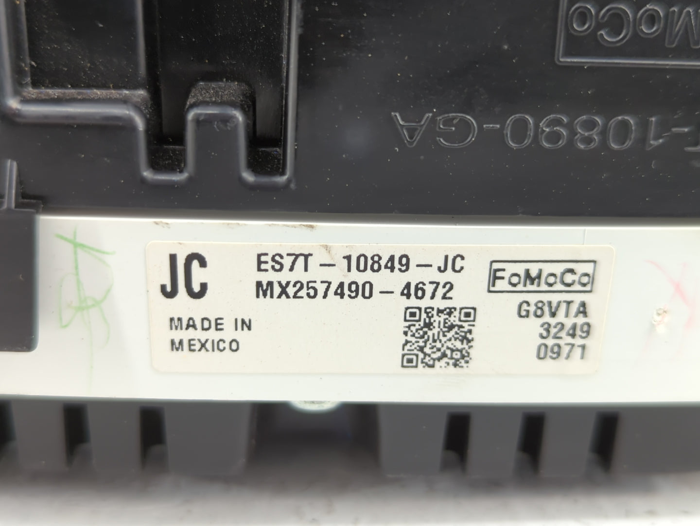 2014 Ford Fusion Instrument Cluster Speedometer Gauges P/N:ES7T-10849-JB ES7T-10849-JC, ES7T-10849-JD Fits OEM Used Auto Par