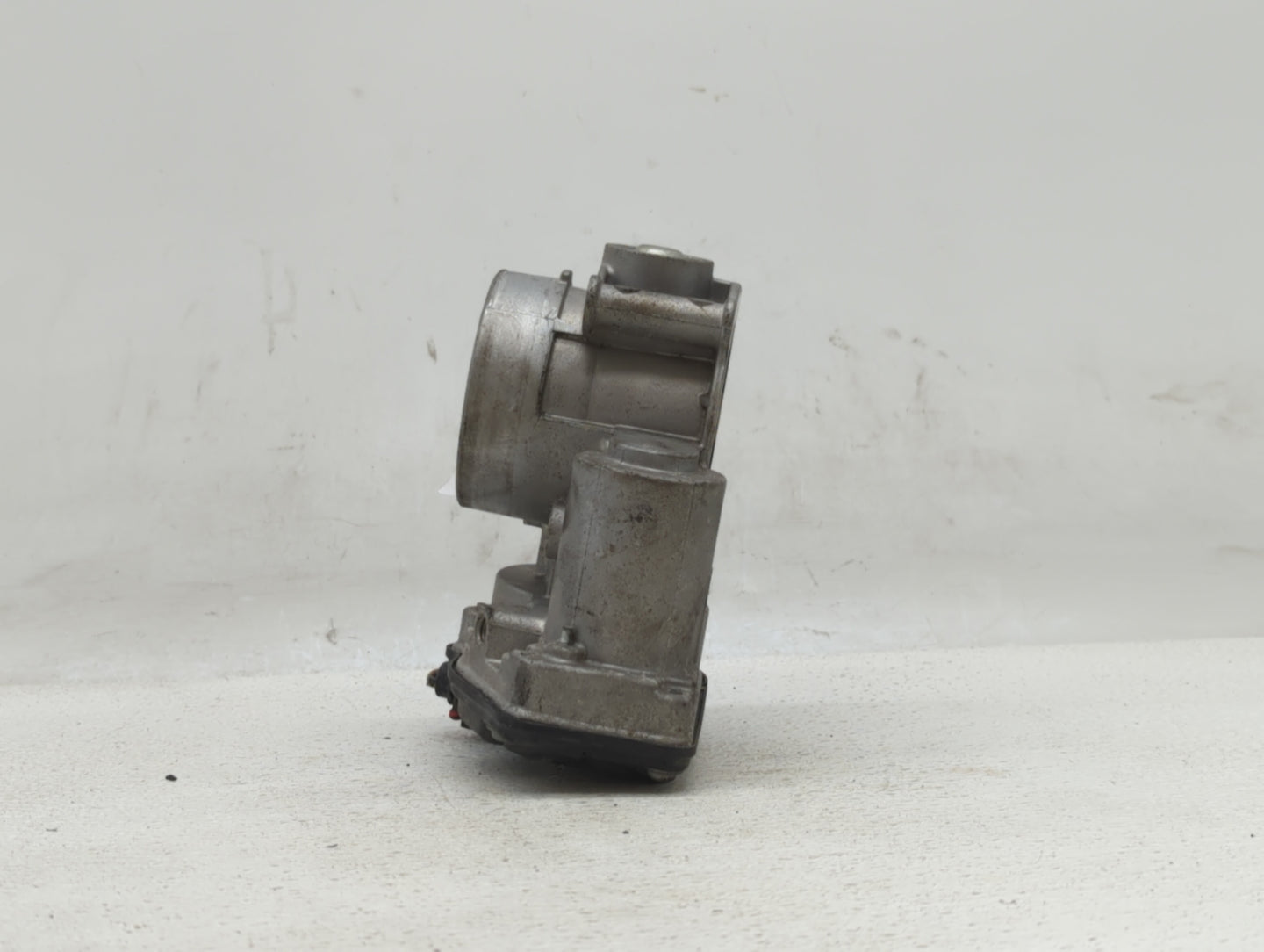 2013-2019 Ford Fusion Throttle Body P/N:DS7E-9F991-AG DS7E-9F991-AK Fits Fits 2013 2014 2015 2016 2017 2018 2019 2020 OEM Us