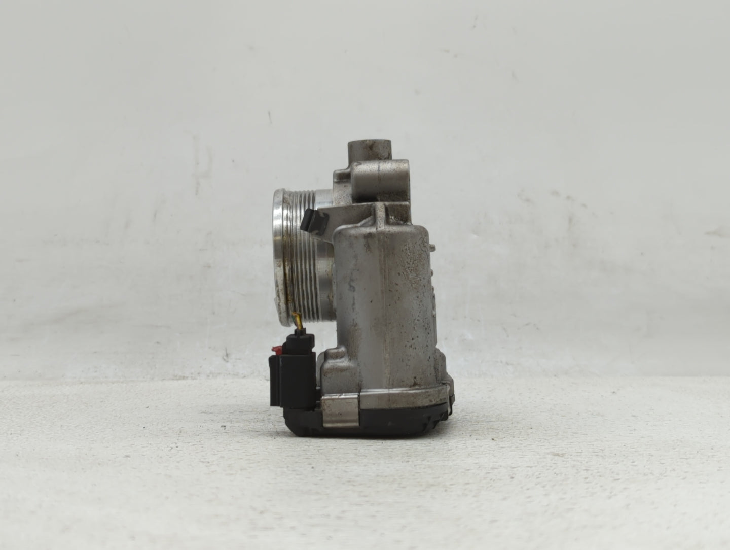2014-2019 Ford Fusion Throttle Body P/N:DS7E-9F991-BB Fits Fits 2014 2015 2016 2017 2018 2019 OEM Used Auto Parts - Oemuseda