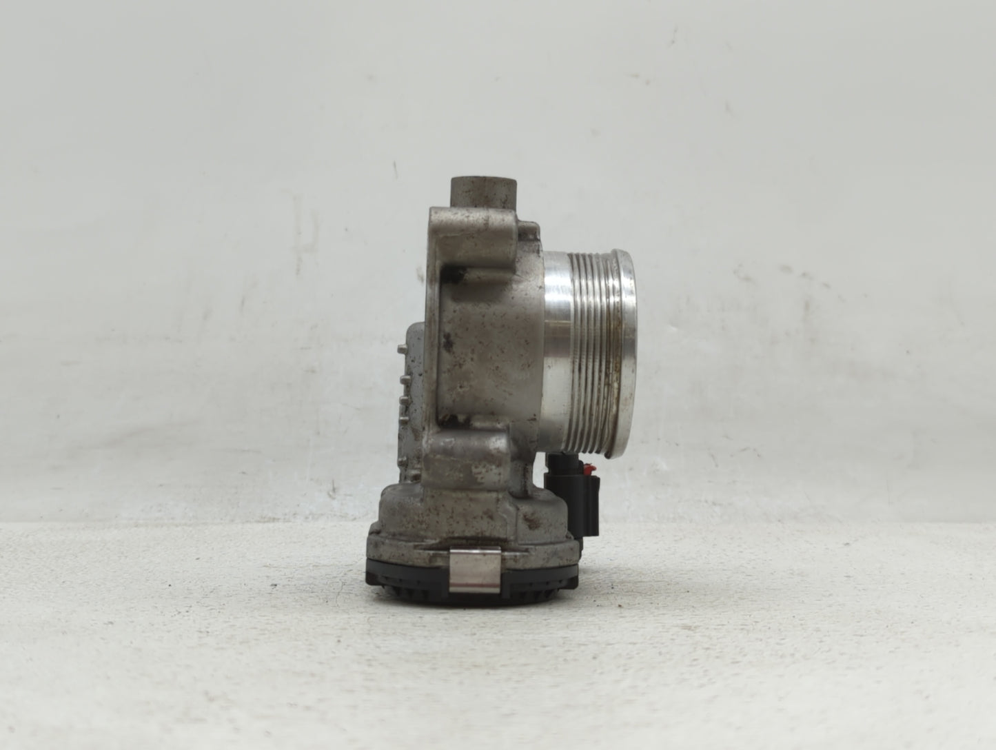 2014-2019 Ford Fusion Throttle Body P/N:DS7E-9F991-BB Fits Fits 2014 2015 2016 2017 2018 2019 OEM Used Auto Parts - Oemuseda