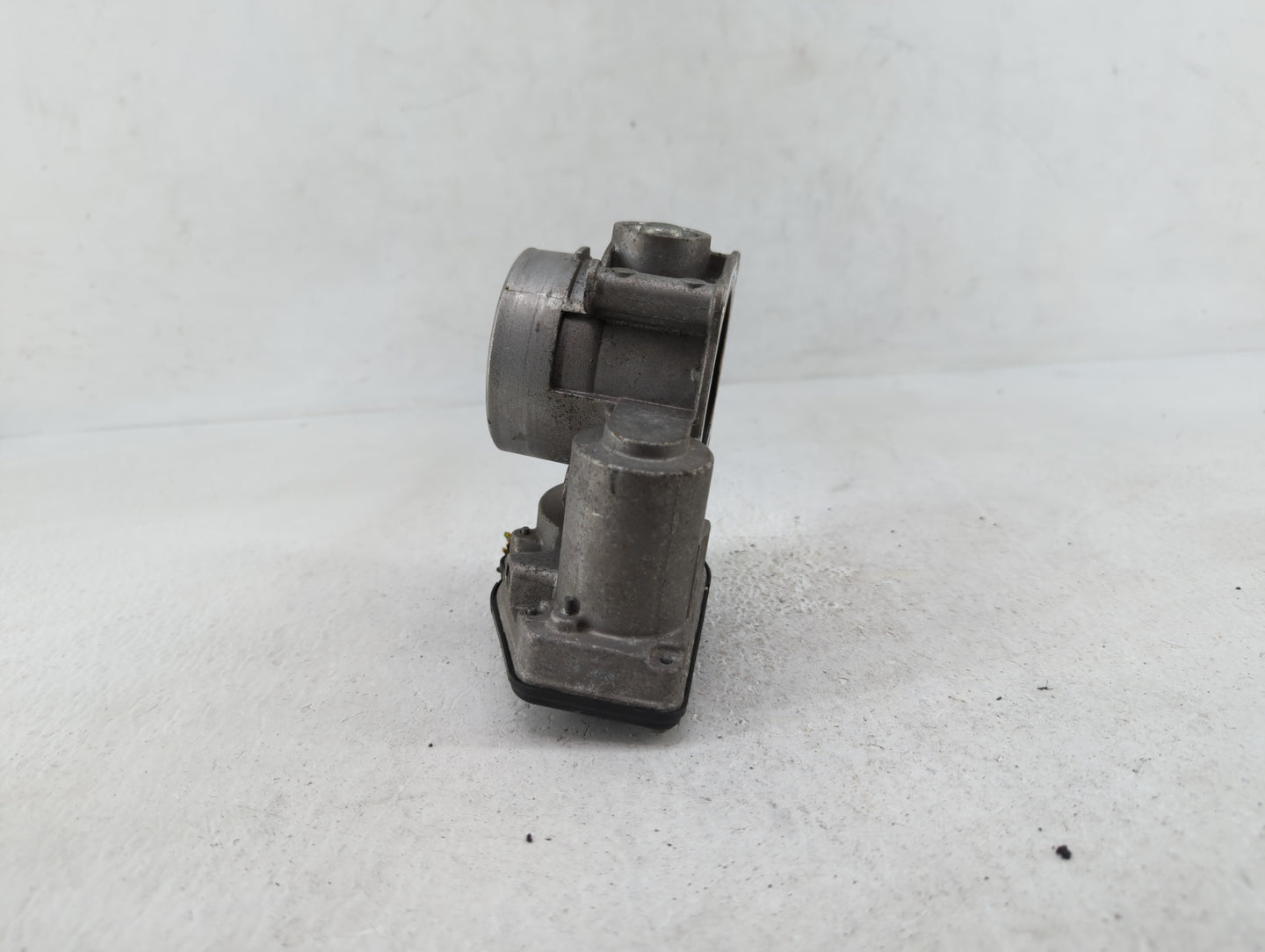 2013-2019 Ford Fusion Throttle Body P/N:DS7E-9F991-AG DS7E-9F991-AK Fits Fits 2013 2014 2015 2016 2017 2018 2019 2020 OEM Us