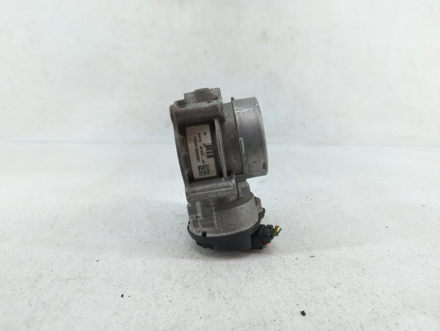2013-2019 Ford Fusion Throttle Body P/N:DS7E-9F991-AG DS7E-9F991-AK Fits Fits 2013 2014 2015 2016 2017 2018 2019 2020 OEM Us