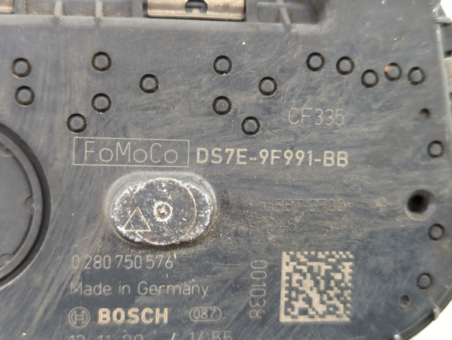 2014-2019 Ford Fusion Throttle Body P/N:DS7E-9F991-BB Fits Fits 2014 2015 2016 2017 2018 2019 OEM Used Auto Parts - Oemuseda
