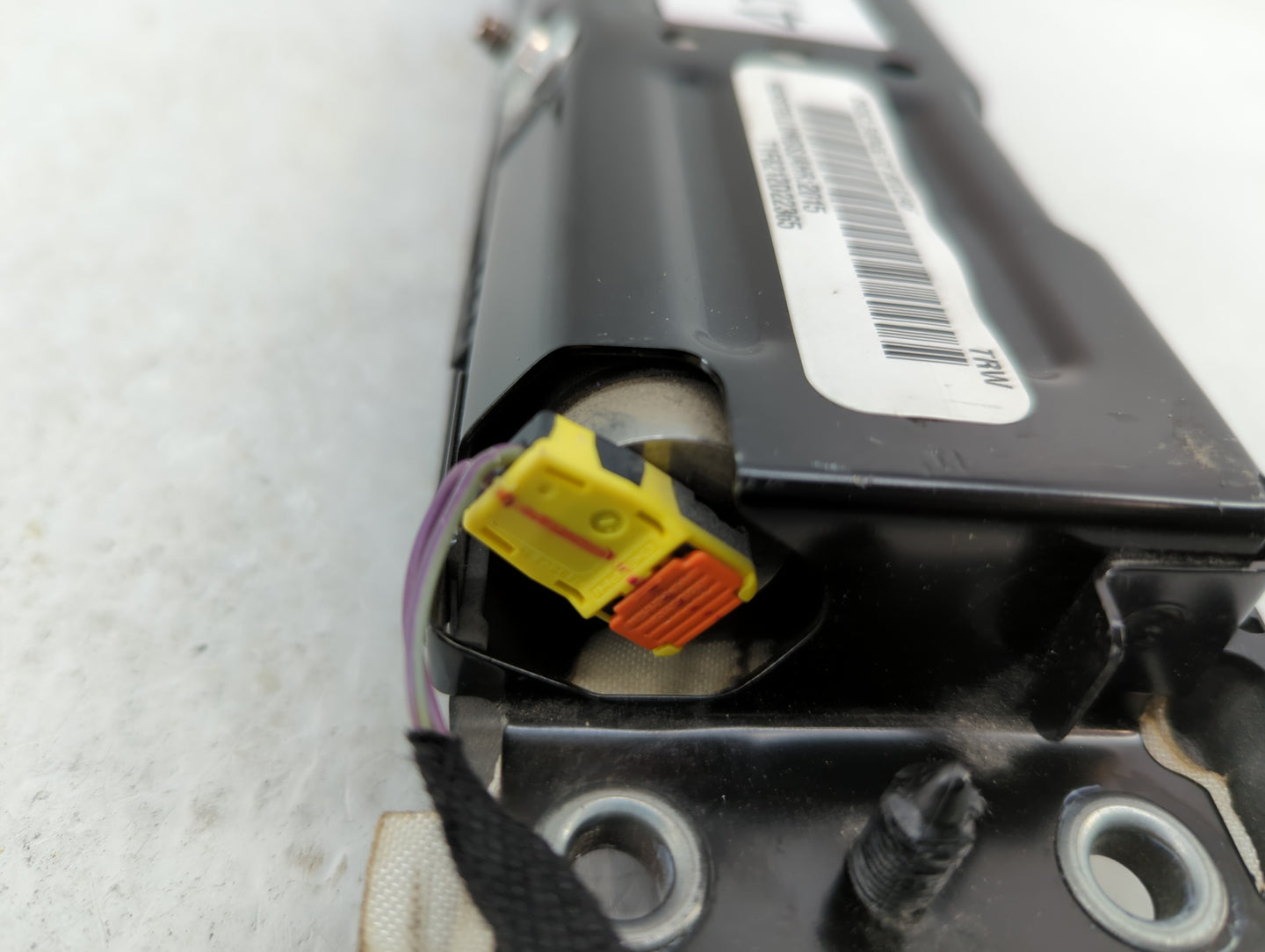 2013-2020 Ford Fusion Air Bag Passenger Right Knee OEM P/N:DG93-54045J76-BC3JA6 Fits Fits 2013 2014 2015 2016 2017 2018 2019