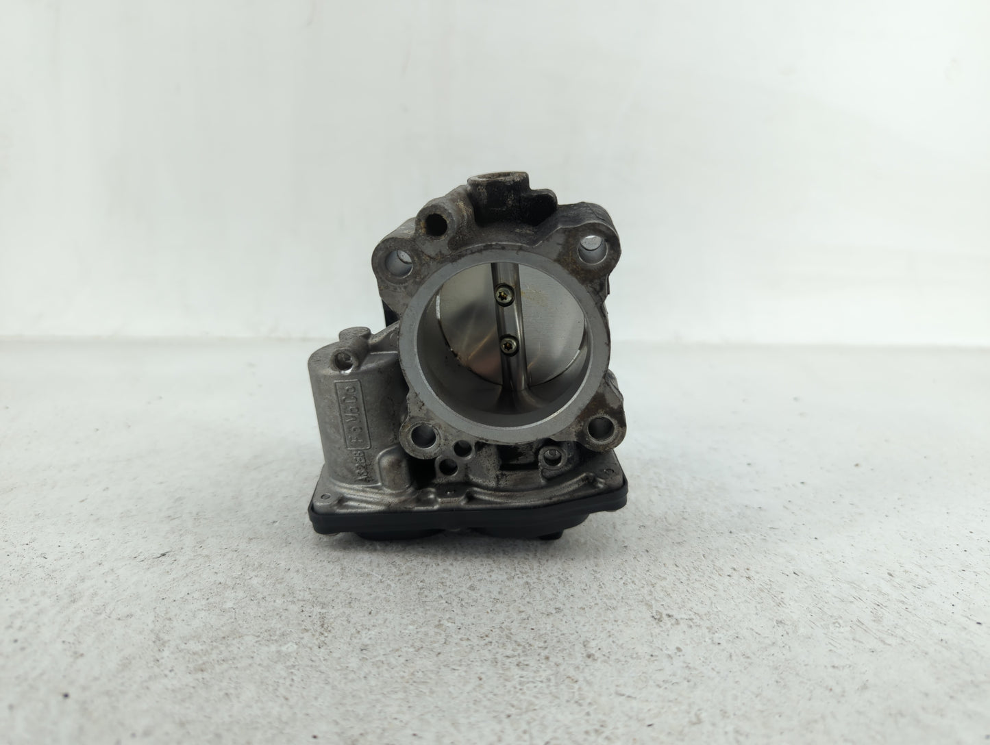 2014-2020 Ford Fusion Throttle Body P/N:DS7G-9F991-BB DS7G-9F991-CA Fits Fits 2014 2015 2016 2017 2018 2019 2020 OEM Used Au
