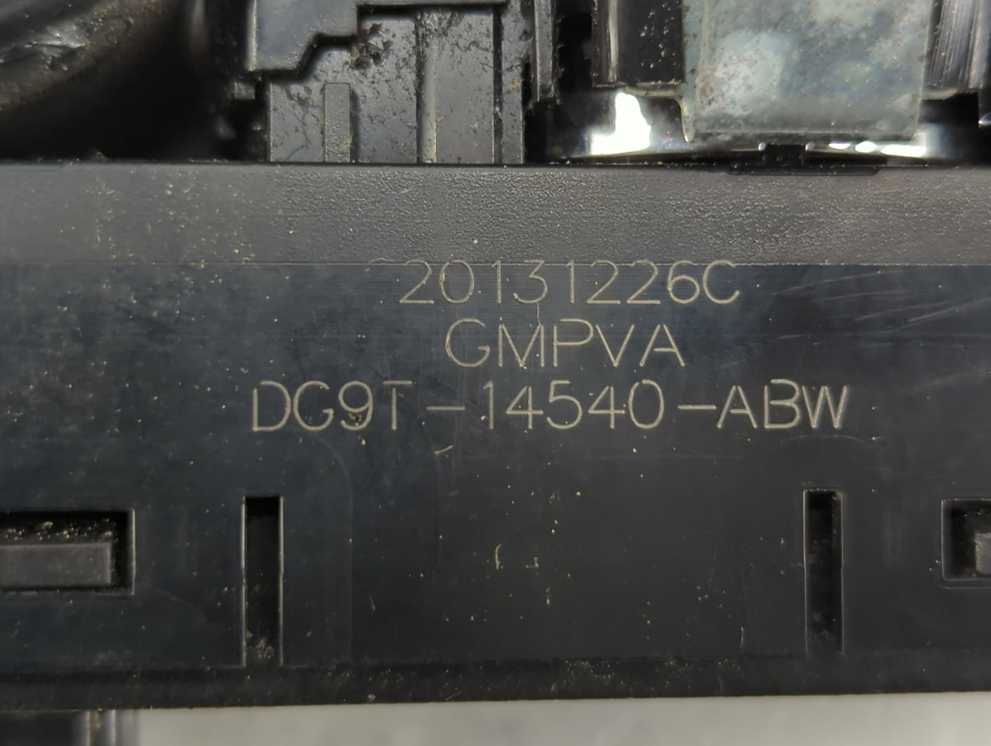 2014 Ford Fusion Master Power Window Switch Replacement Driver Side Left P/N:DG9T-14540-ABW Fits OEM Used Auto Parts - Oemus