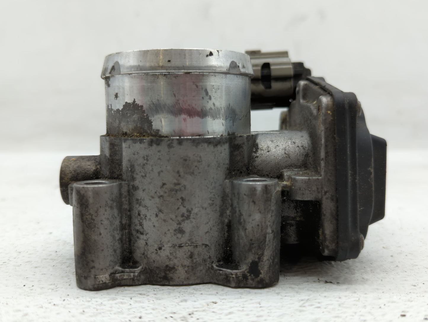 2014-2020 Ford Fusion Throttle Body P/N:DS7G-9F991-BB DS7G-9F991-CA Fits Fits 2014 2015 2016 2017 2018 2019 2020 OEM Used Au