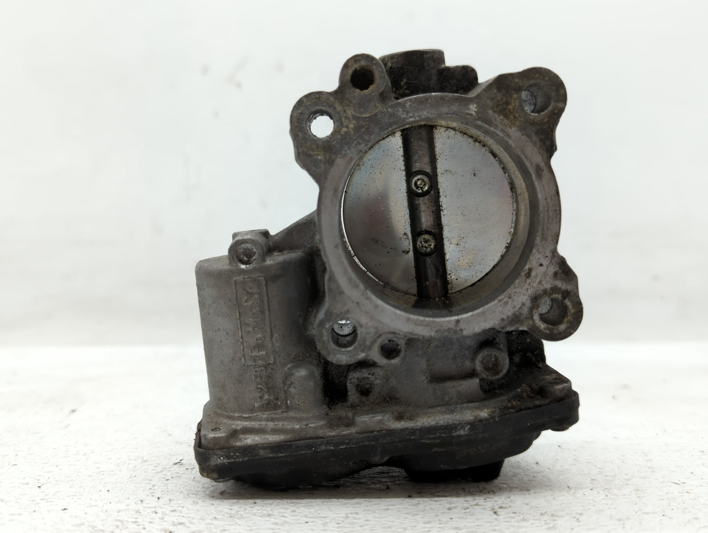 2014-2020 Ford Fusion Throttle Body P/N:DS7G-9F991-BB DS7G-9F991-CA Fits Fits 2014 2015 2016 2017 2018 2019 2020 OEM Used Au