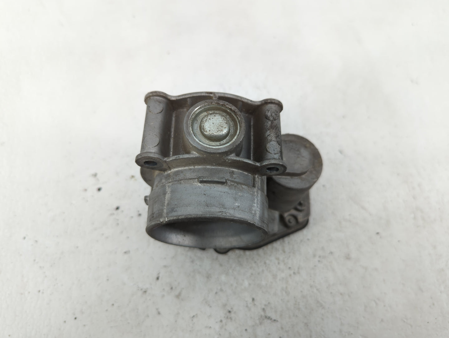 2013-2020 Ford Fusion Throttle Body P/N:DS7E-9F991-BB DS7E-9F991-AH Fits Fits 2013 2014 2015 2016 2017 2018 2019 2020 2021 2