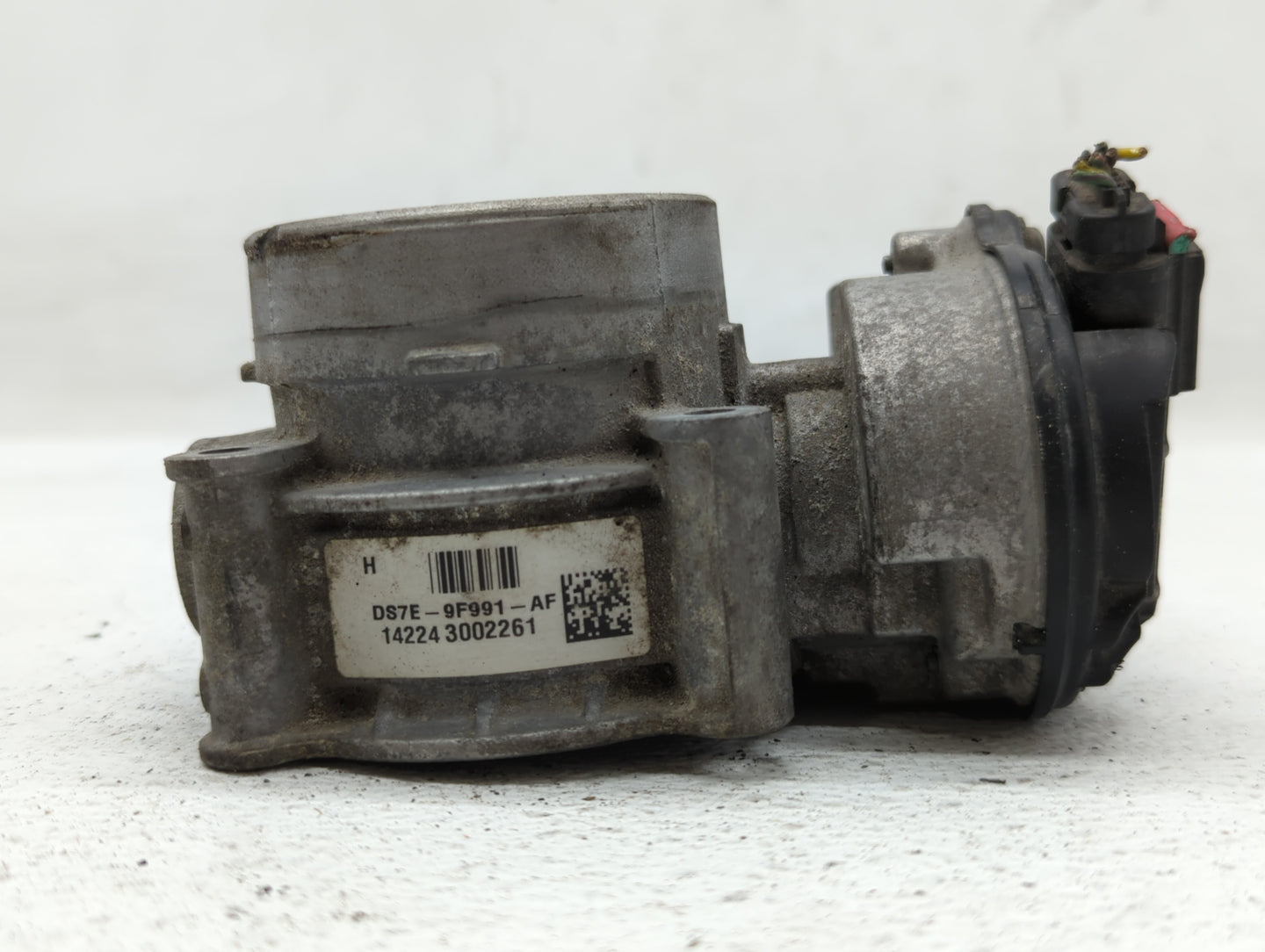 2013-2020 Ford Fusion Throttle Body P/N:DS7E-9F991-BB DS7E-9F991-AH Fits Fits 2013 2014 2015 2016 2017 2018 2019 2020 2021 2