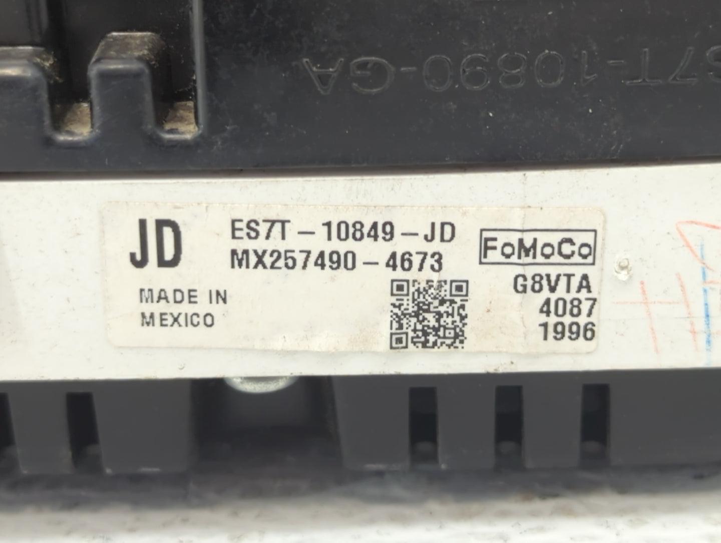 2014 Ford Fusion Instrument Cluster Speedometer Gauges P/N:ES7T-10849-JB ES7T-10849-JC, ES7T-10849-JD Fits OEM Used Auto Par