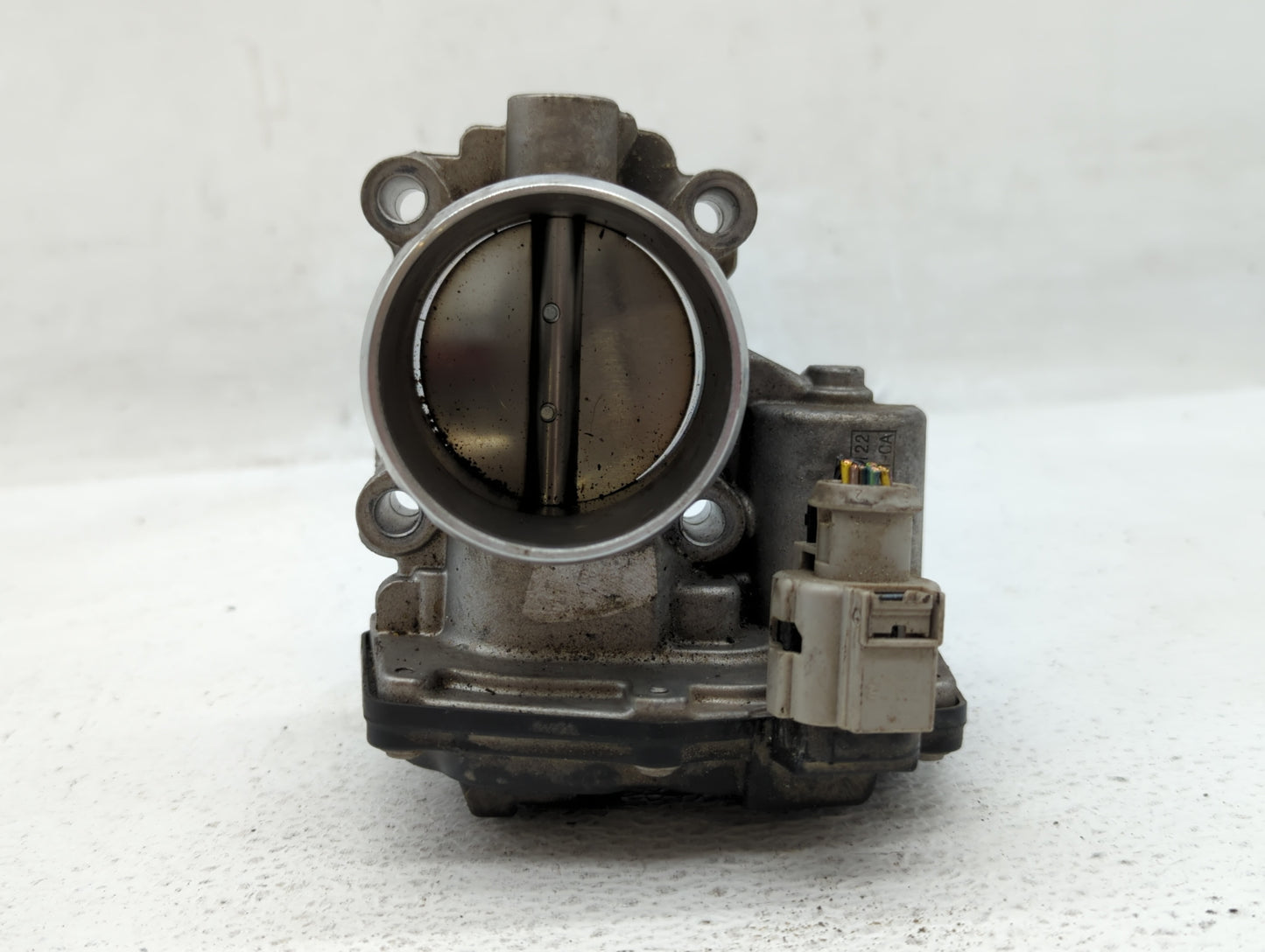2014-2020 Ford Fusion Throttle Body P/N:DS7G-9F991-BB DS7G-9F991-CA Fits Fits 2014 2015 2016 2017 2018 2019 2020 OEM Used Au
