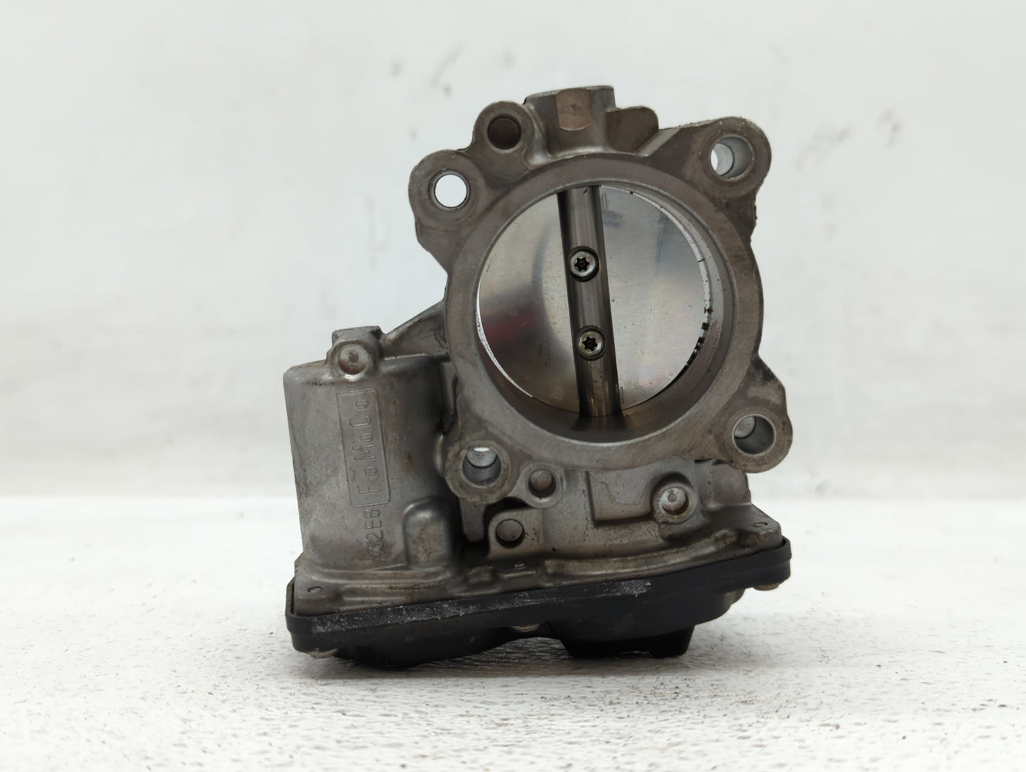 2014-2020 Ford Fusion Throttle Body P/N:DS7G-9F991-BB DS7G-9F991-CA Fits Fits 2014 2015 2016 2017 2018 2019 2020 OEM Used Au