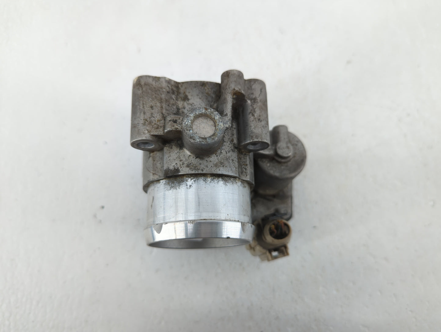 2014-2020 Ford Fusion Throttle Body P/N:DS7G-9F991-BB DS7G-9F991-CA Fits Fits 2014 2015 2016 2017 2018 2019 2020 OEM Used Au