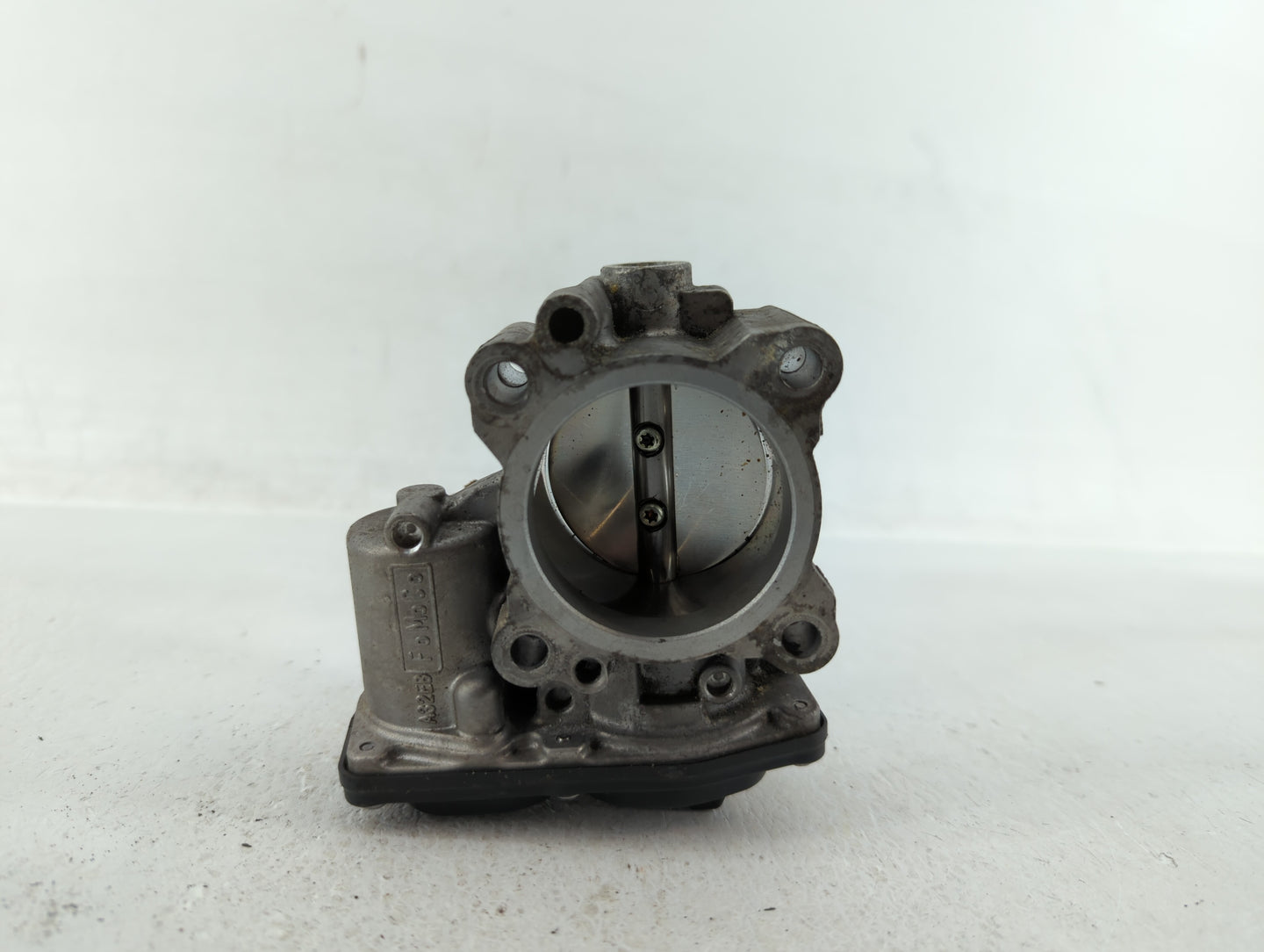 2014-2020 Ford Fusion Throttle Body P/N:DS7G-9F991-BB DS7G-9F991-CA Fits Fits 2014 2015 2016 2017 2018 2019 2020 OEM Used Au