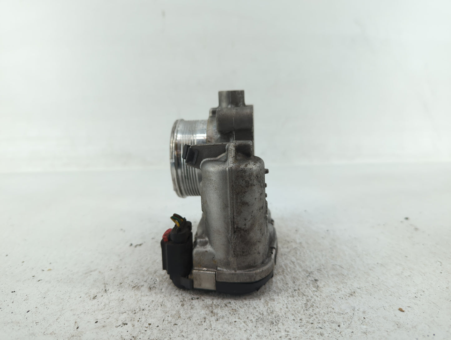 2014-2020 Ford Fusion Throttle Body P/N:DS7E-9F991-BB Fits Fits 2014 2015 2016 2017 2018 2019 2020 2021 2022 OEM Used Auto P