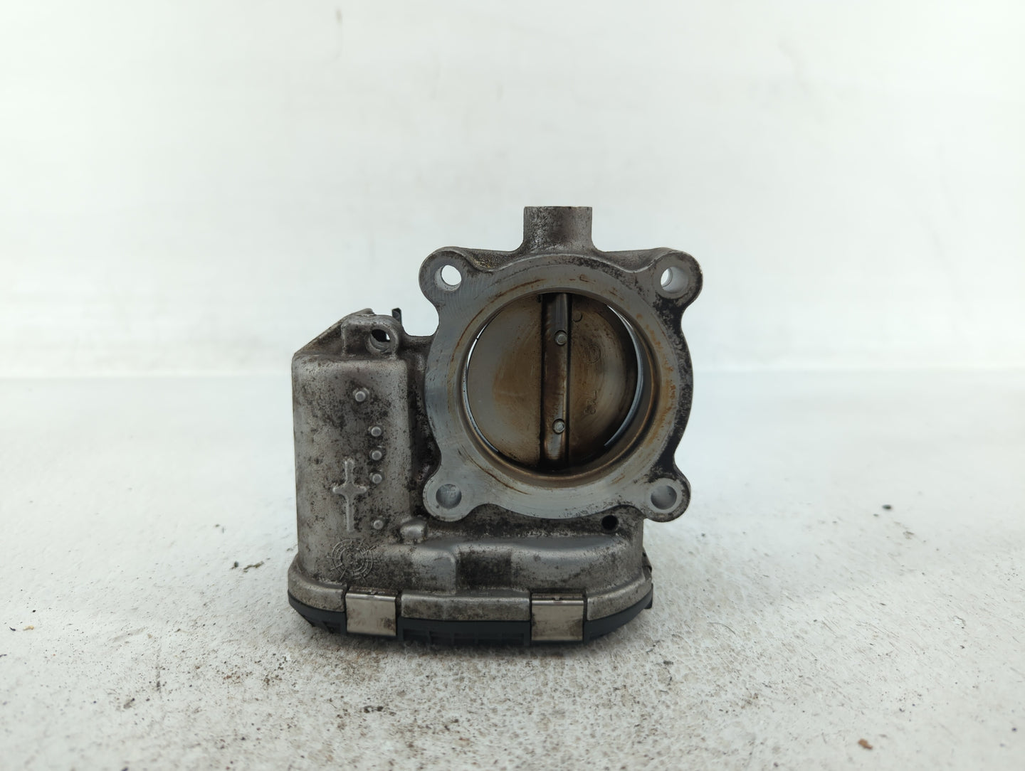 2014-2020 Ford Fusion Throttle Body P/N:DS7E-9F991-BB Fits Fits 2014 2015 2016 2017 2018 2019 2020 2021 2022 OEM Used Auto P