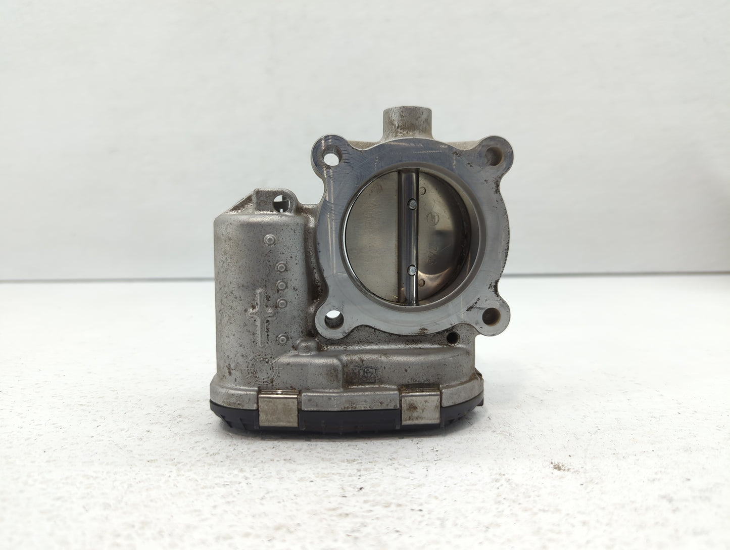 2014-2020 Ford Fusion Throttle Body P/N:DS7E-9F991-BB Fits Fits 2014 2015 2016 2017 2018 2019 2020 2021 2022 OEM Used Auto P