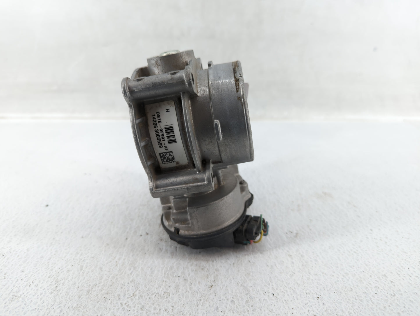 2013-2020 Ford Fusion Throttle Body P/N:DS7E-9F991-AF Fits Fits 2013 2014 2015 2016 2017 2018 2019 2020 2021 2022 OEM Used A