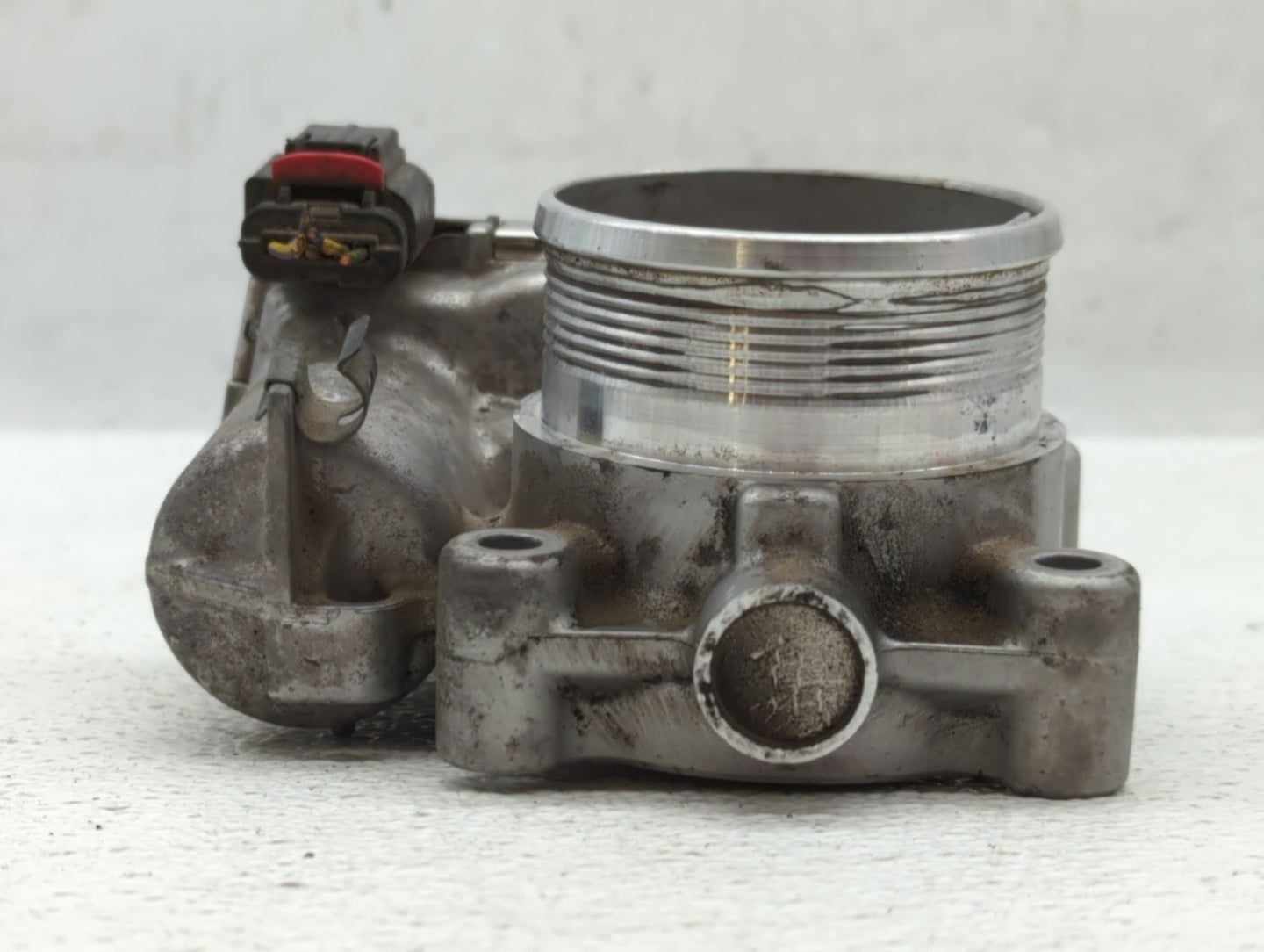 2014-2020 Ford Fusion Throttle Body P/N:DS7E-9F991-BB Fits Fits 2014 2015 2016 2017 2018 2019 2020 2021 2022 OEM Used Auto P