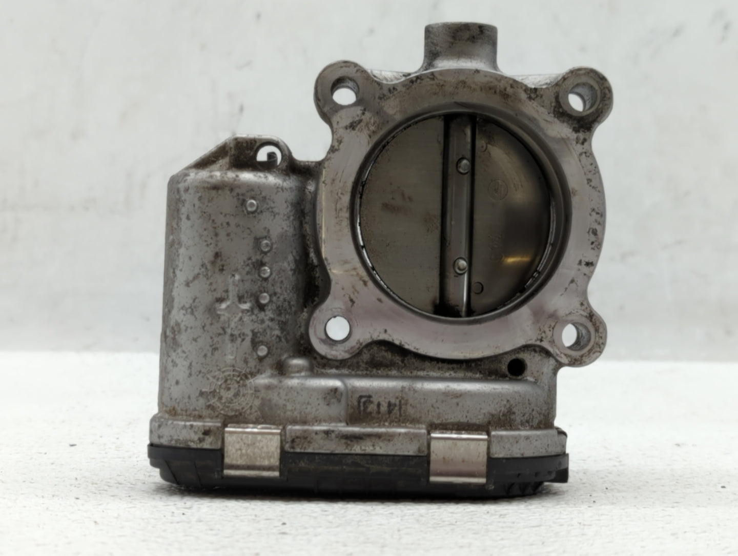 2014-2020 Ford Fusion Throttle Body P/N:DS7E-9F991-BB Fits Fits 2014 2015 2016 2017 2018 2019 2020 2021 2022 OEM Used Auto P