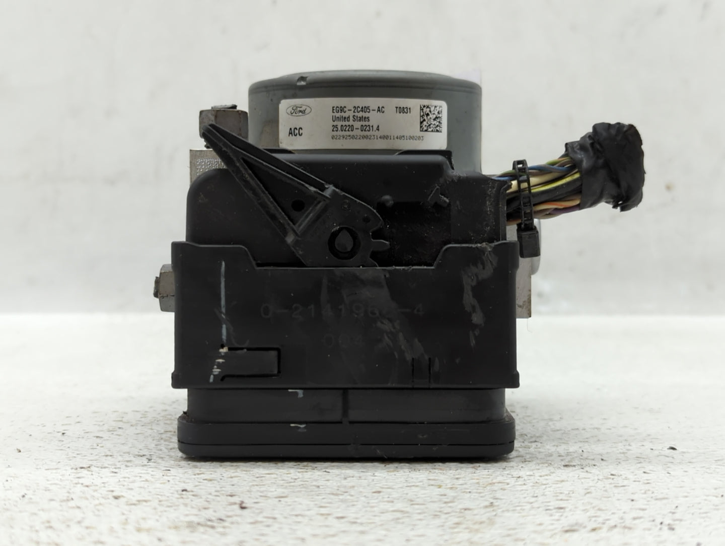 2014-2016 Ford Fusion ABS Pump Control Module Replacement P/N:EG9C-2C405-AC Fits Fits 2014 2015 2016 OEM Used Auto Parts - O