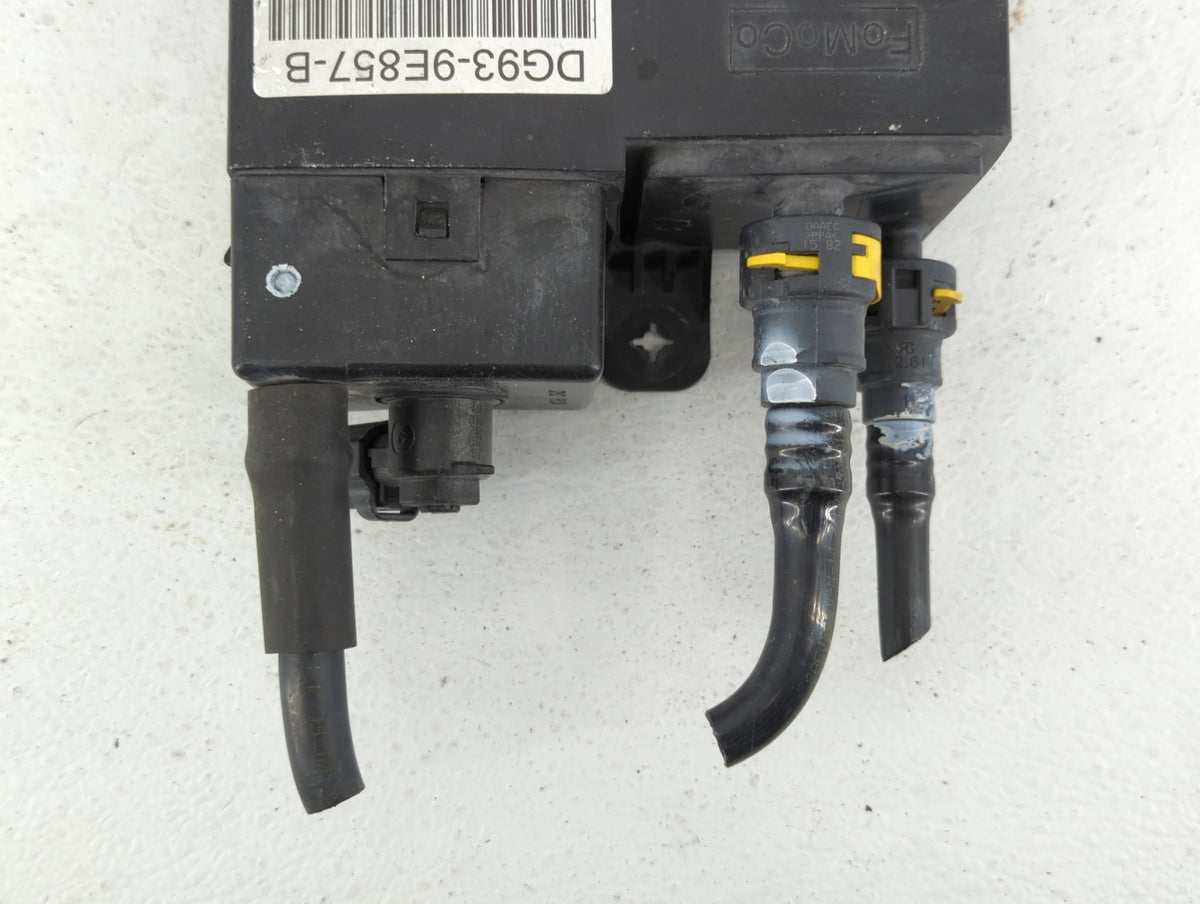 2014 Ford Fusion Fuel Vapor Charcoal Canister 537228 - Oemusedautoparts1.com