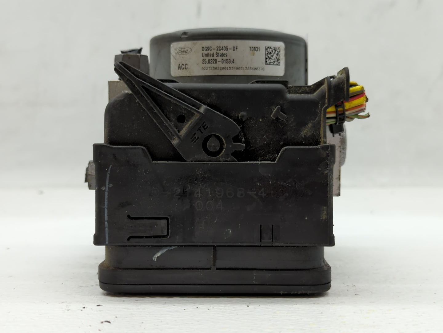 2014-2016 Ford Fusion ABS Pump Control Module Replacement P/N:DG9C-2C405-DF EG9C-2C405-AC Fits Fits 2014 2015 2016 OEM Used 