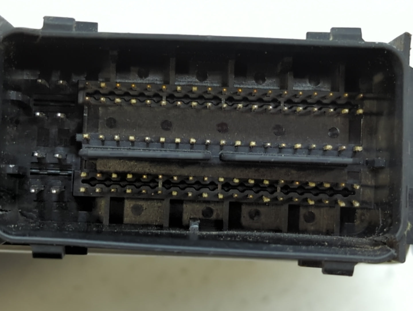 2014 Ford Fusion PCM Engine Control Computer ECU ECM PCU OEM P/N:DG1A-12B684-AB ES7A-12A650-ND, HJ7A-12A650-APA Fits OEM Use