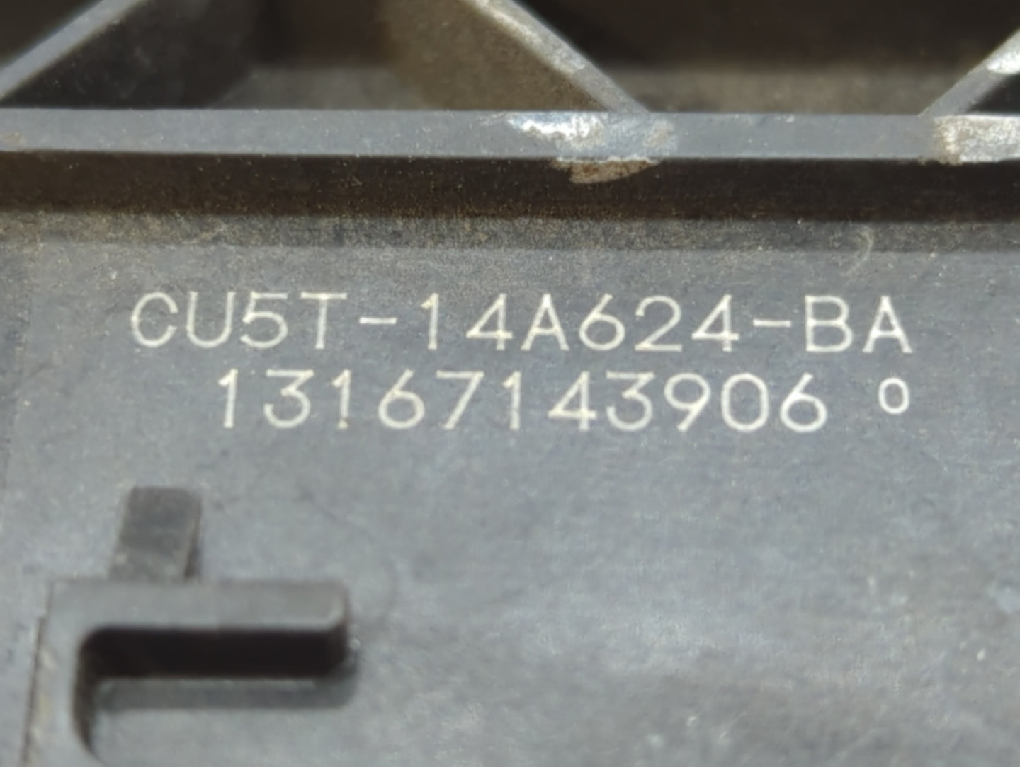 2014 Ford Fusion PCM Engine Control Computer ECU ECM PCU OEM P/N:13167143906 CU5T-14A624-BA, DG1A-12B684-AB, ES7A-12A650-ND 
