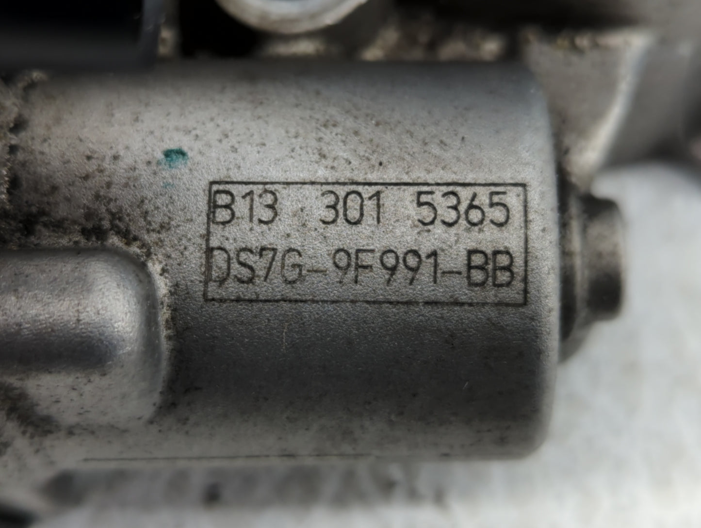 2014-2020 Ford Fusion Throttle Body P/N:DS7G-9F991-BB Fits Fits 2014 2015 2016 2017 2018 2019 2020 OEM Used Auto Parts - Oem