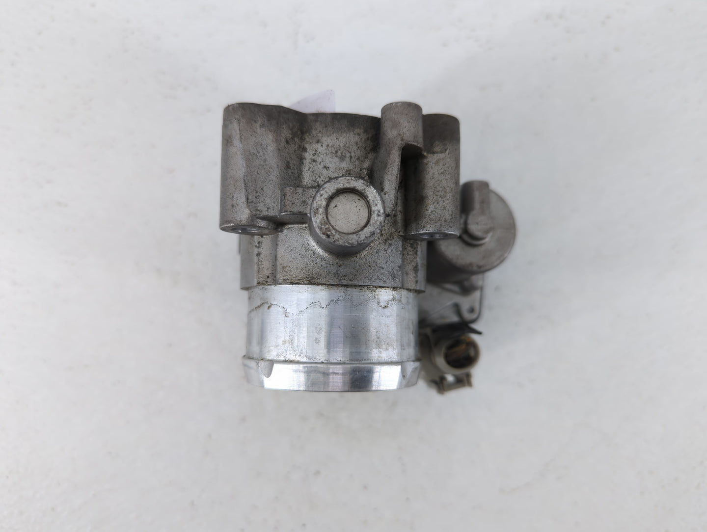 2014-2020 Ford Fusion Throttle Body P/N:B14 044 4285 DS7G-9F991-BB Fits Fits 2014 2015 2016 2017 2018 2019 2020 OEM Used Aut