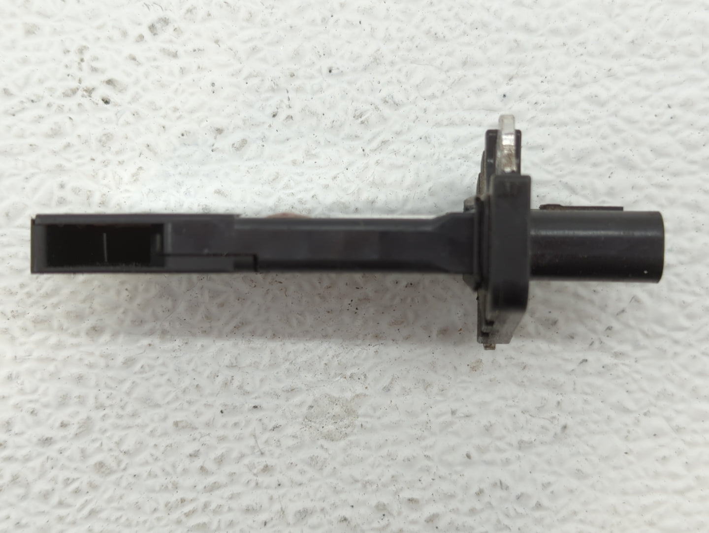 2013-2016 Ford Fusion Mass Air Flow Meter Maf - Oemusedautoparts1.com