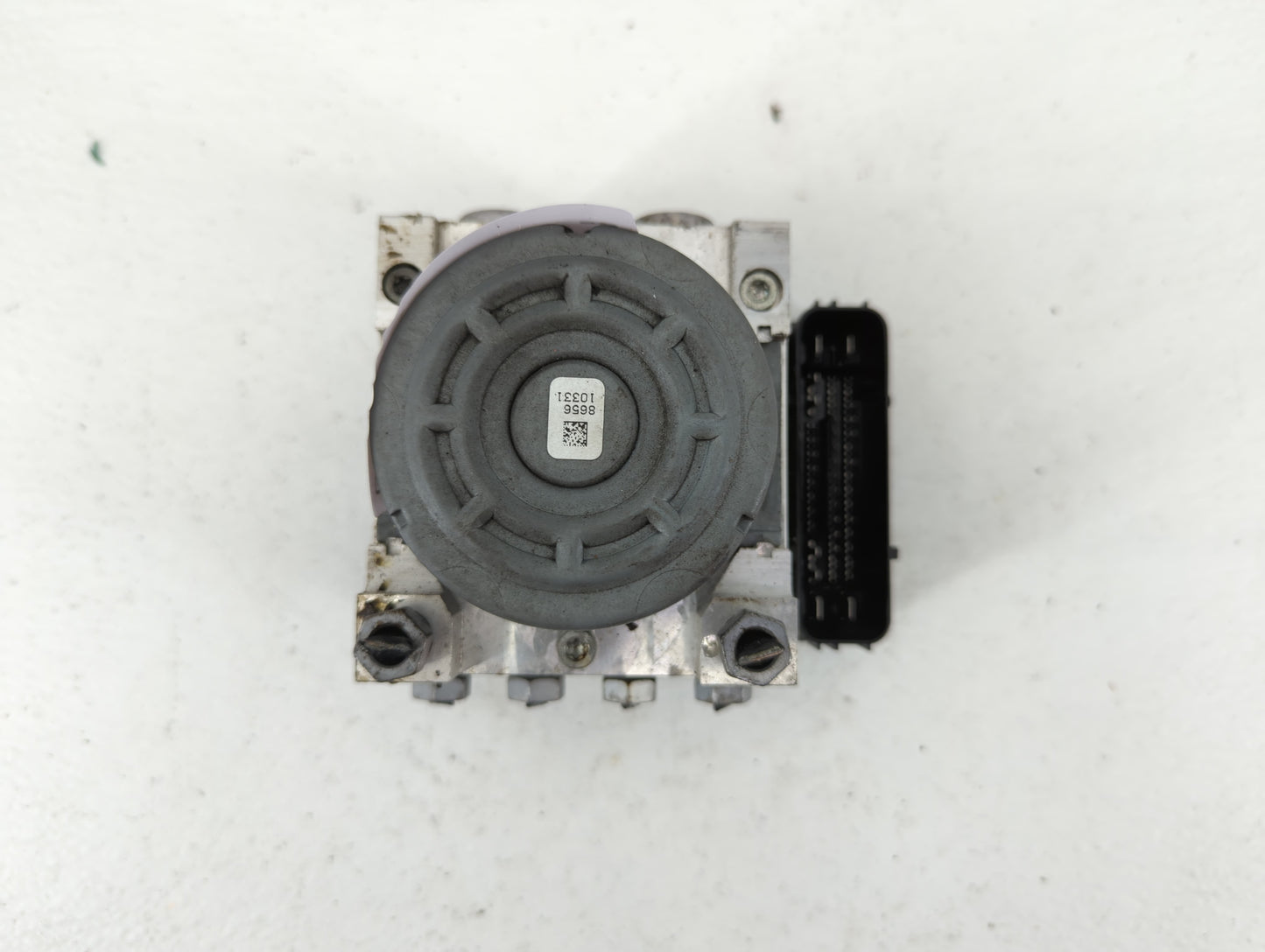 2014-2016 Ford Fusion ABS Pump Control Module Replacement P/N:DG9C-2C405-DF Fits Fits 2014 2015 2016 OEM Used Auto Parts - O