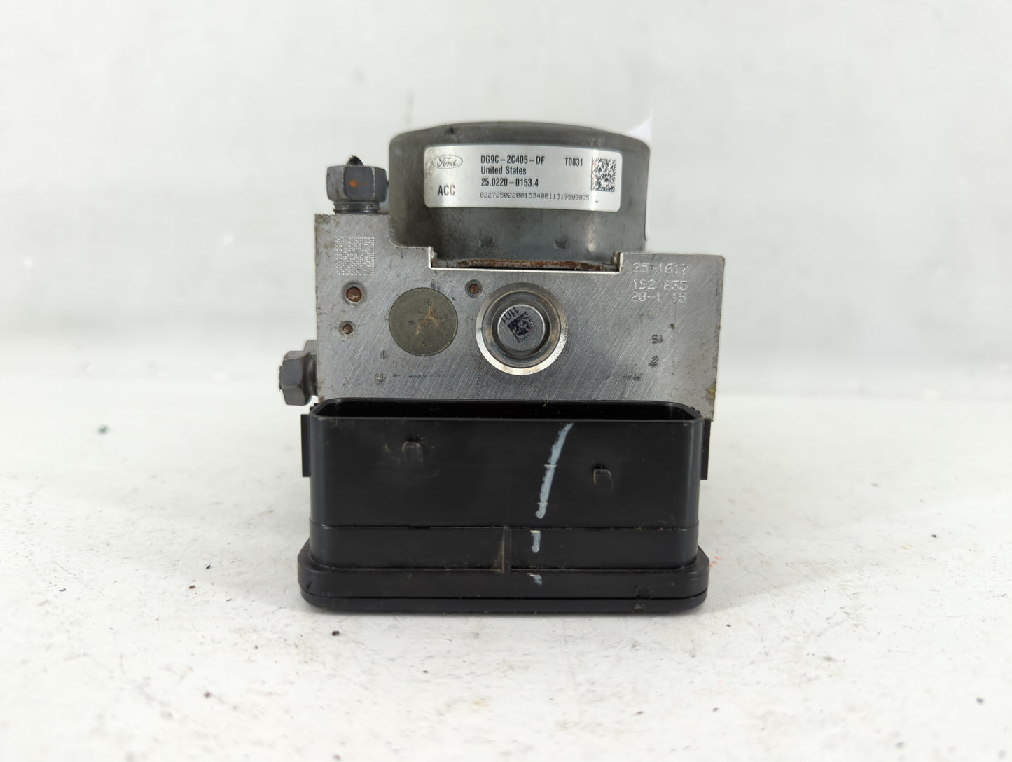 2014-2016 Ford Fusion ABS Pump Control Module Replacement P/N:DG9C-2C405-DF Fits Fits 2014 2015 2016 OEM Used Auto Parts - O