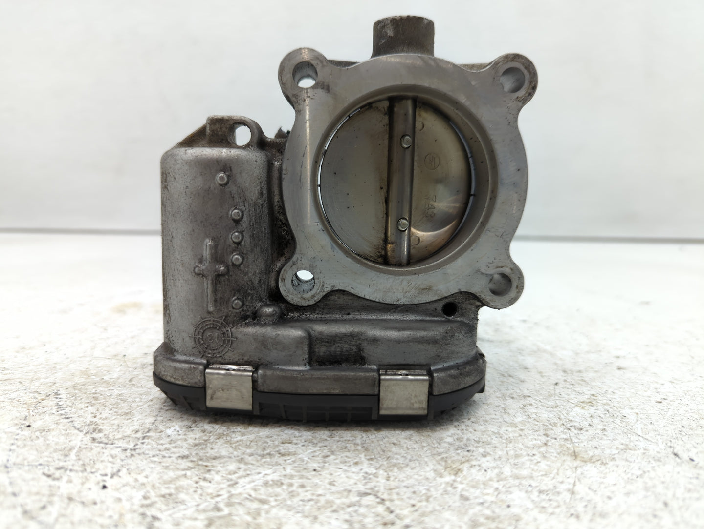 2014-2020 Ford Fusion Throttle Body P/N:DS7E-9F991-BB Fits Fits 2014 2015 2016 2017 2018 2019 2020 2021 2022 OEM Used Auto P